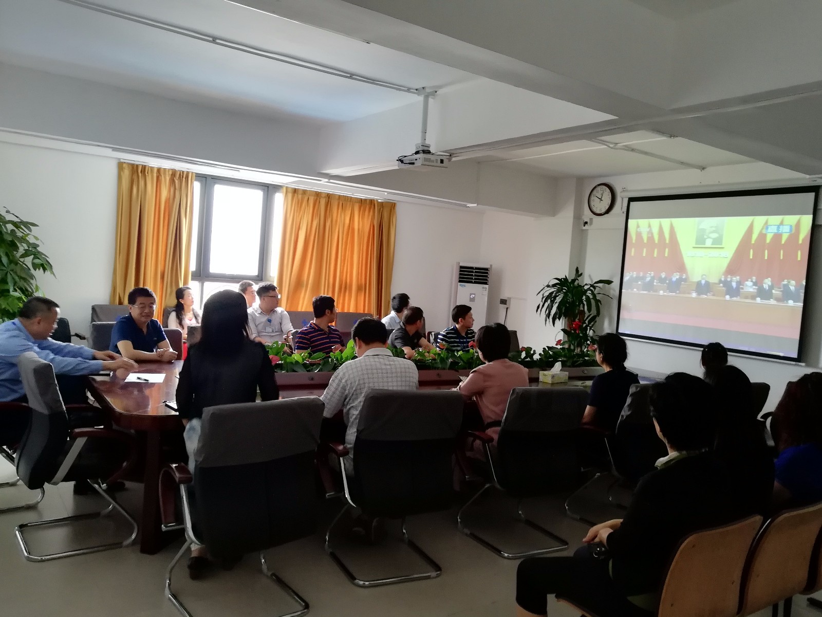 微信图片_20180508161359.jpg W020210111434326151916.jpg